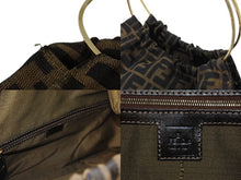 Load image into Gallery viewer, FENDI フェンディ ハンドバッグ 巾着 ヴィンテージ キャンバス カーキ ズッカ柄 メタルハンドル ゴールド金具 美品 中古 4b002899