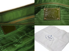Load image into Gallery viewer, PRADA プラダ TESSUTO PIETRE CLUTCH BAG テスート ビジュー チェーンショルダー クラッチバッグ ナイロン グリーン 美品 中古 4b002907