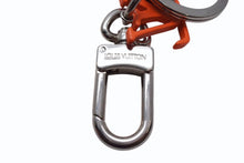 Load image into Gallery viewer, LOUIS VUITTON ルイヴィトン LV フレンズ ポルトクレ・LVウルフ MP2915 キーホルダー キーチャーム 美品 中古 4b002929