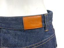 Load image into Gallery viewer, 新品同様 HERMES エルメス 20SS コットン デニムスカート セリエボタン 06-7308 ネイビー サイズ34 中古 4b002936