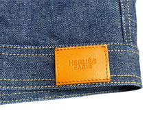Load image into Gallery viewer, 新品同様 HERMES エルメス 20SS コットン デニムジャケット セリエボタン 06-7201 ネイビー サイズ34 中古 4b002937