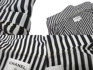 新品同様品 CHANEL シャネル ストライプ 24年 アノラック メンズ ココマーク ジャケット P76215 サイズ36 ブラック ホワイト 中古 4b002941