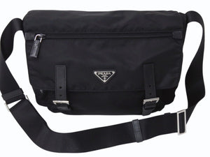 PRADA プラダ VERA トライアングルロゴ ショルダーバッグ メッセンジャーバッグ ナイロン レザー ブラック シルバー金具 美品 中古 4b002978