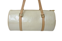 Load image into Gallery viewer, LOUIS VUITTON ルイヴィトン ベッドフォード ハンドバッグ M91331 モノグラムヴェルニ 筒型 ゴールド金具 イエロー 美品 中古 4c002990