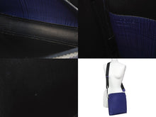 Load image into Gallery viewer, 極美品 LOEWE ロエベ ショルダーバッグ メッセンジャーバッグ ゴヤレポーター 316.60.P63 カーフ アナグラム ブルー シルバー金具 中古 4b002994