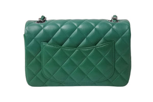 極美品 CHANEL シャネル 横長 20cm ショルダーバッグ A69900 23番台 ミニマトラッセ グリーン ショルダーチェーン ラムスキン 中古 4b003005