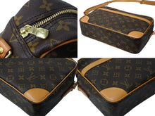 Load image into Gallery viewer, LOUIS VUITTON ルイヴィトン モノグラム トロカデロ27 ショルダーバッグ M51274 PVC ヌメ革 ブラウン ゴールド金具 美品 中古 4b003024