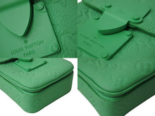 Load image into Gallery viewer, 極美品 LOUIS VUITTON ルイヴィトン Sロック ヴェルティカル ウエアラブル ウォレット ショルダーバッグ M81525 ヴァージルアブロー 中古 4b003031