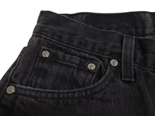 画像をギャラリービューアに読み込む, CHROME HEARTS クロムハーツ セメタリークロスパッチ デニムパンツ サイズ26 Levi&#39;s リーバイス レディース ブラック 20パッチ 美品 中古 4b003166 