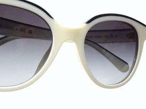 極美品 CHANEL シャネル バタフライ シェイプ アイウェア サングラス 5414-A ホワイト ブラック ゴールド金具 サイズ54□20 中古 4b003180