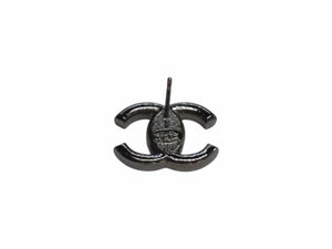 極美品 CHANEL シャネル ココマーク ピアス 重量約2.5g 07A刻印 レジン メタル シルバー ブラック ラメ 片耳用 中古 4b003210