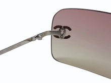 Load image into Gallery viewer, 極美品 CHANEL シャネル リムレス サングラス 4017-D c.124/58 サイズ62□17 120 ココマーク ラインストーン ピンク 中古 4b003214