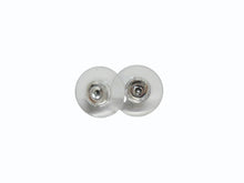 Load image into Gallery viewer, 極美品 CHANEL シャネル ココマーク ロゴ ピアス 両耳 アクセサリー 4g 98P刻印 メタル シルバー 中古 4b003223