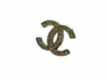 Load image into Gallery viewer, CHANEL シャネル ココマーク ピアス 重量約2.8g A15V刻印 ラインストーン メタル GP ゴールド クリア 両耳用 美品 中古 4b003224