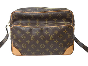 極美品 LOUIS VUITTON ルイヴィトン ナイル ショルダーバッグ M45244 モノグラム ブラウン PVC レザー ゴールド金具 中古 4b003239