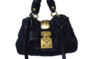 MIUMIU ミュウミュウ マテラッセ ハンドバッグ 2WAY キルティング レザー ブラック ゴールド金具 美品 中古 4b003265