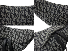 Load image into Gallery viewer, 極美品 Christian Dior クリスチャンディオール トロッター サドルバッグ ブラック ガリアーノ期 シルバー金具 ブラック ワンショルダー ロゴ 中古 4b003266