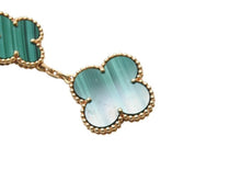 Load image into Gallery viewer, 極美品 Van Cleef&amp;Arpels ヴァンクリーフ&amp;アーペル マジック アルハンブラ イヤリング マラカイト 3モチーフ ピアス VCARO2AG00 18k 18.8g ゴールド 中古 4b003278