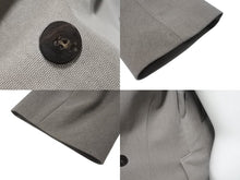 Load image into Gallery viewer, 新品未使用 HERMES エルメス テーラードジャケット ダブル 4E0230DE サイズ34 セリエボタン ウール グレージュ 中古 4b003286