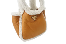Load image into Gallery viewer, 新品未使用 PRADA プラダ シアリング ミニハンドバッグ ムートン コニャック ナチュラル 1BA349 中古 4b003300