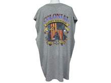 Load image into Gallery viewer, HARLEY DAVIDSON ハーレーダビッドソン ノースリーブTシャツ COLONIAL グレー ブラウン レッド イエロー サイズ2XL 美品 中古 4b003370
