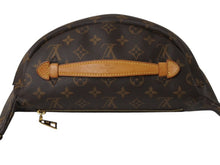 Load image into Gallery viewer, LOUIS VUITTON ルイヴィトン ボディバッグ M43644 バムバッグ ブラウン モノグラムキャンバス 美品 中古 4b003375
