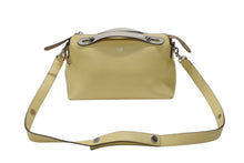Load image into Gallery viewer, FENDI フェンディ バイザウェイ ミディアム ハンドバッグ ショルダーバッグ 2WAY 8BL124 レザー イエロー シルバー金具 良品 中古 4b003392