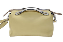 Load image into Gallery viewer, FENDI フェンディ バイザウェイ ミディアム ハンドバッグ ショルダーバッグ 2WAY 8BL124 レザー イエロー シルバー金具 良品 中古 4b003392