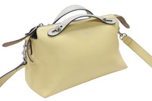 Load image into Gallery viewer, FENDI フェンディ バイザウェイ ミディアム ハンドバッグ ショルダーバッグ 2WAY 8BL124 レザー イエロー シルバー金具 良品 中古 4b003392