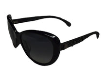 Load image into Gallery viewer, CHANEL シャネル ツイード サングラス ブラック プラスチック アイウェア ココマーク 小物 56☐17 5241 シルバー金具 美品 中古 4b003395