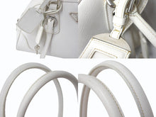 Load image into Gallery viewer, PRADA プラダ ハンドバッグ トライアングル ロゴ バッグ ホワイト サフィアーノレザー シルバー金具 美品 中古 4b003396