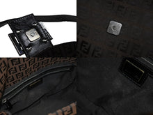 Load image into Gallery viewer, FENDI フェンディ マンマバケット ワンショルダーバッグ ズッカ柄 キャンバス レザー ブラウン ブラックメタル金具 美品 中古 4b003401