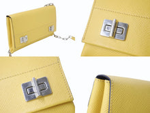 Load image into Gallery viewer, PRADA プラダ チェーンショルダーバッグ サフィアーノレザー ターンロック イエロー ロゴ金具 シルバー金具 美品 中古 4b003420