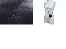 Load image into Gallery viewer, 極美品 LOEWE ロエベ ヒールポーチ ミニ ショルダーストラップ付きコインケース 小物 スペイン製 レザー ブラック 中古 4b003421