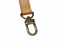 Load image into Gallery viewer, 極美品 LOUIS VUITTON ルイヴィトン ショルダーストラップ ナチュラル ベージュ ヌメ革 ゴールド金具 中古 4b003422
