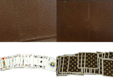 Load image into Gallery viewer, LOUIS VUITTON ルイヴィトン トランプ付きカードケース モノグラムキャンバス M58648 ブラウン ゴールド金具 美品 中古 4b003430
