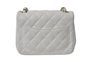CHANEL シャネル ミニマトラッセ シングルフラップ シングルチェーン ショルダーバッグ ラムスキン ホワイト ゴールド金具 美品 中古 4b003462