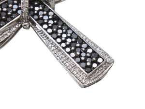 極美品 クロス 十字架 ペンダントトップ チャーム 重量約13.6g K18WG/D4.10刻印 パヴェダイヤ ダイヤモンド ブラックダイヤモンド 中古 4b003472