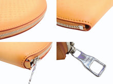 Load image into Gallery viewer, 極美品 LOUIS VUITTON ルイヴィトン 23SS フォーチュン・クッキー ジップレザーポーチクラッチバッグ M82025 ブラウン クリア 中古 4b003517