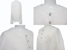 Load image into Gallery viewer, CHROME HEARTS クロムハーツ 長袖Ｔシャツ ロンT サーマル セメタリークロス レザーパッチ ホワイト コットン サイズXL 美品 中古 4b003518