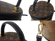Load image into Gallery viewer, 極美品 LOUIS VUITTON ルイヴィトン カンヌ ショルダーバッグ M43986 モノグラムリバース ブラウン ブラック 中古 4b003536