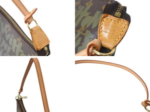 極美品 LOUIS VUITTON ルイヴィトン ポシェットアクセソワールモノグラムグラフィティ M92191 ハンドバッグ カーキ 中古 4b003539