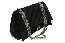 Load image into Gallery viewer, 極美品 BALENCIAGA バレンシアガ クラッシュ チェーン ショルダーバッグ ミディアム ブラック ベロア 716393 シルバー金具 ロゴ 中古 4b003556