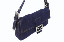 Load image into Gallery viewer, 新品未使用 FENDI フェンディ マンマバケット ワンショルダーバッグ 26424 デニム レザー インディゴブルー シルバー金具 中古 4b003569