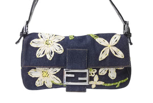 FENDI フェンディ フラワー デニム マンマバケット ワンショルダーバッグ 26425 刺繍 ネイビー シルバー金具 美品 中古 4b003591