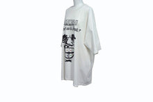 Load image into Gallery viewer, SATOSHI NAKAMOTO サトシナカモト 半袖Tシャツ サイズXL フェイスプリント ラインストーン ホワイト ブラック 良品 中古 4b003606
