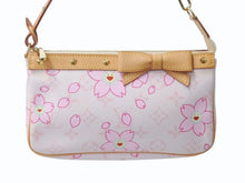Load image into Gallery viewer, 極美品 LOUIS VUITTON ルイヴィトン ポシェット アクセソワール アクセサリーポーチ M92007 モノグラム チェリーブロッサム 村上隆 中古 4b003616
