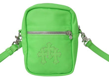 Load image into Gallery viewer, 極美品 CHROME HEARTS クロムハーツ TAKA MINI タカ ミニ ショルダーバッグ セメタリークロスパッチ クロスボール グリーン 中古 4b003630