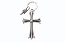 画像をギャラリービューアに読み込む, CHROME HEARTS クロムハーツ ラージクロス キーリング Wダガー 重量約51.9g STERLING刻印 スターリングシルバー 美品 中古 4b003632 