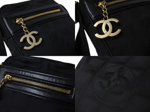 極美品 CHANEL シャネル ニュートラベルライン ショルダーバッグ ココマーク 11番台 A30913 ナイロン ブラック ゴールド金具 中古 4b003675